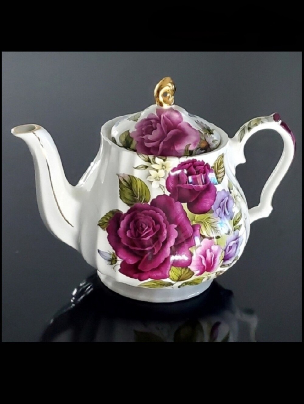Sadler England Burgundy Pink Roses Gold Trim Teapot